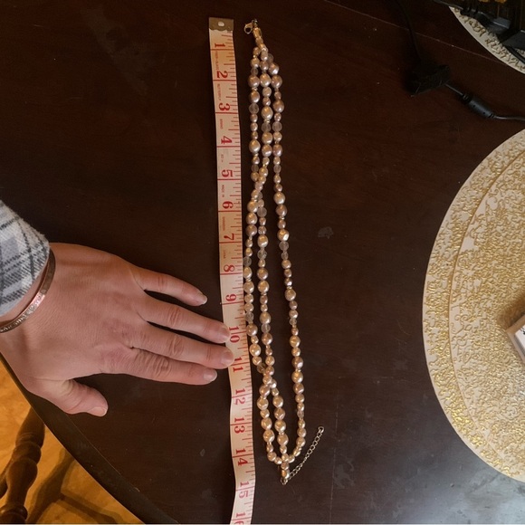 Beautiful Beaded necklace - pearly pink color - Picture 3 of 3